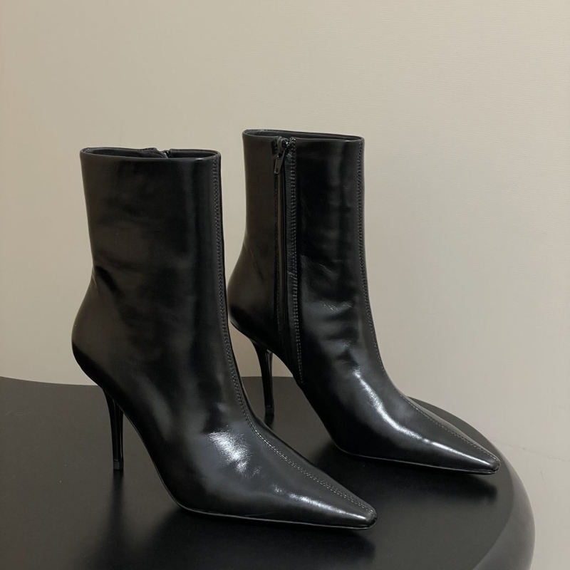 Y51 boots